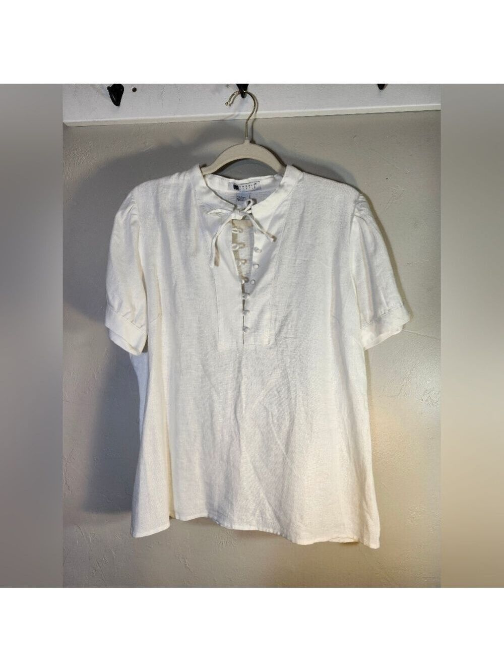 Carole Little 100% Linen Blouse  Peasant Top Linen Covered Buttons Short Sleeve